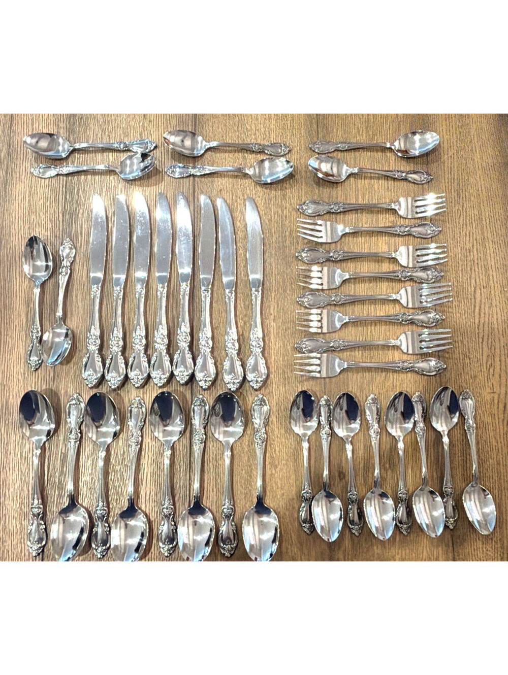 Oneida Community Louisiana Stainless Flatware 40 Pc Lot Knives Forks Spoons